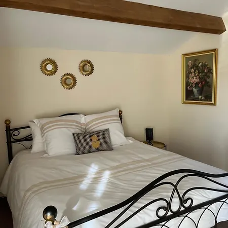 Apartment Maison Du Figuier 1799 *